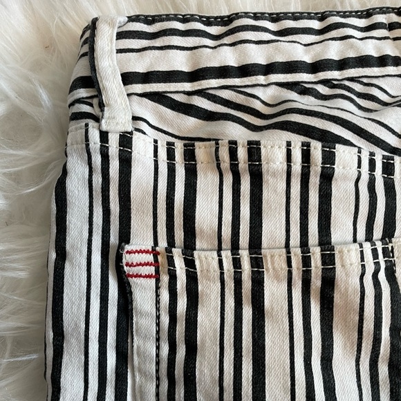 URBAN Outfitters Striped Ankle Jeans - Picture 7 of 15